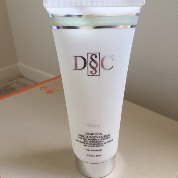 Dead Sea Hand & Body Lotion with Shea butter - Picture 3 of 5